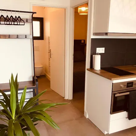 Les Megalithes Apartment